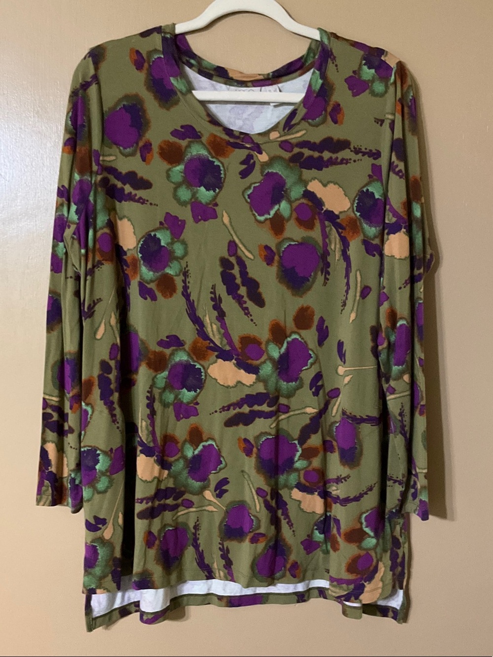 LOGO by Lori Goldstein Floral Print Long Sleeve Top
